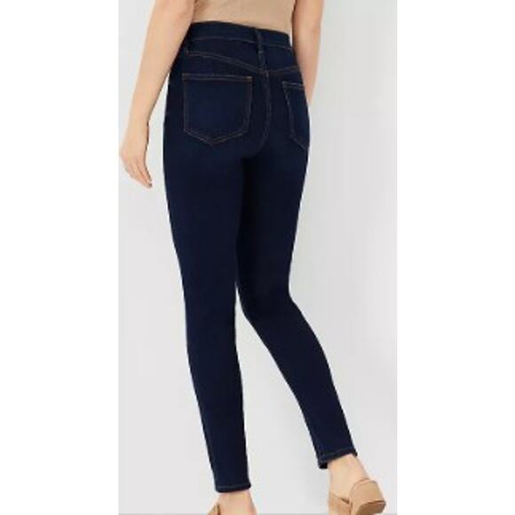 Ann Taylor Petite "The Skinny" Jeans – Size 6 - Picture 1 of 8